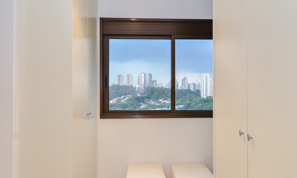 1706051679940-remax_32